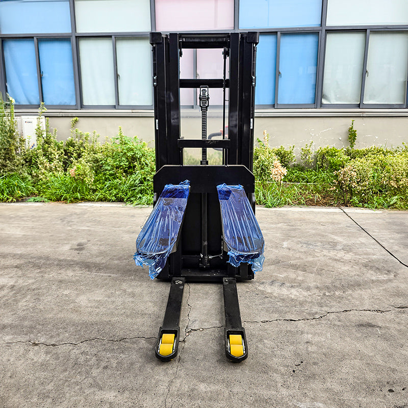 ERB15/20~1.5/2Ton Electric Pallet Stacker